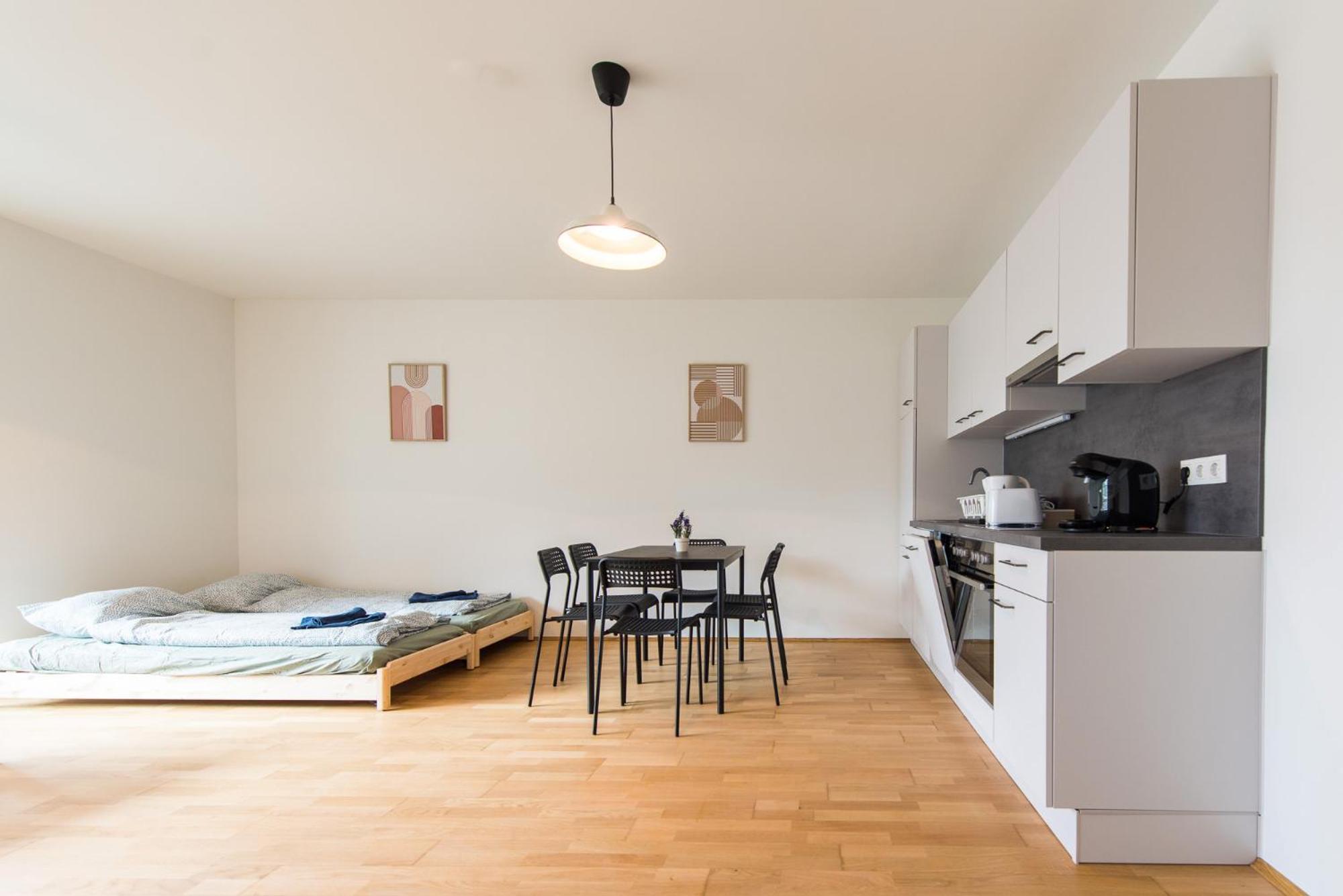 Muzeta Graz - Eco-Friendly Parkview Holiday Apartments In Graz'S Smart City Bagian luar foto
