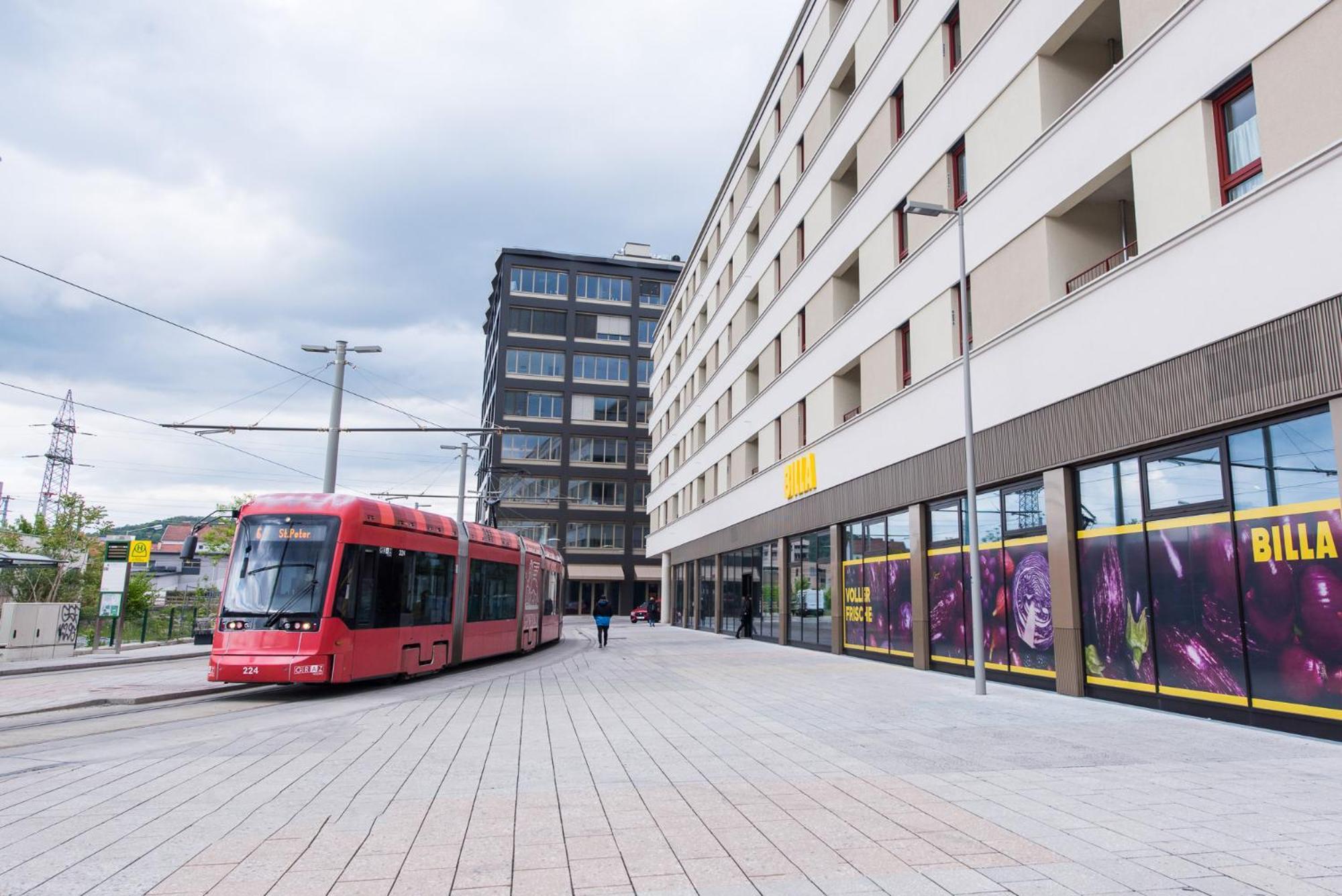 Muzeta Graz - Eco-Friendly Parkview Holiday Apartments In Graz'S Smart City Bagian luar foto